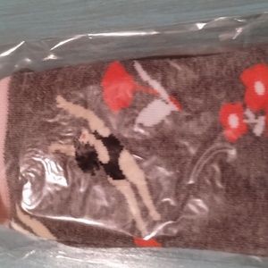 Women's socks above the ankle below the knee